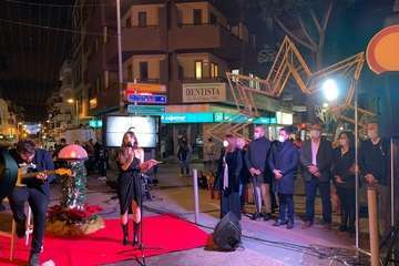 Telde da la bienvenida a la Navidad con el encendido de la decoración callejera/TA y Francisco Javier Santana.